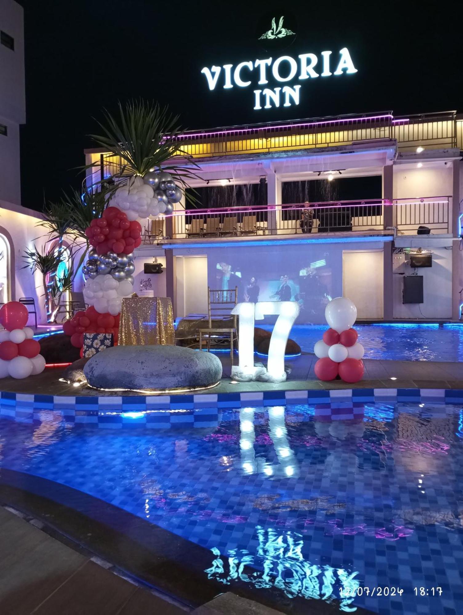Victoria Hotel 4*